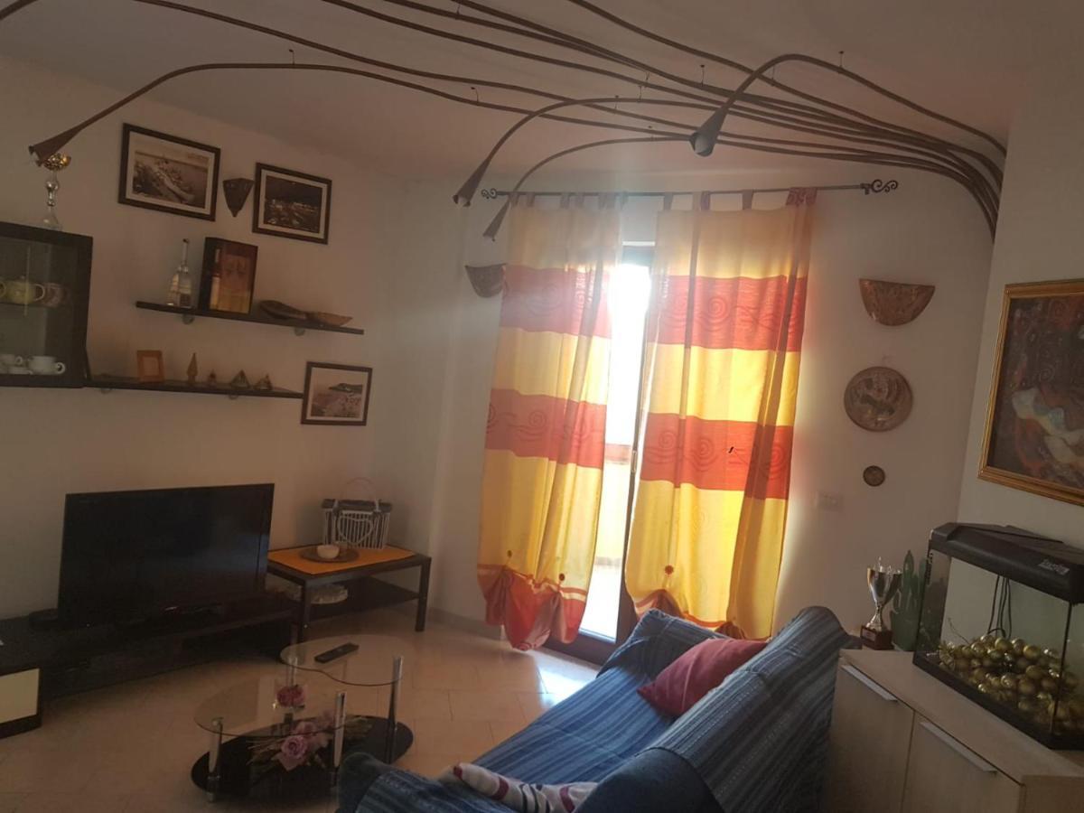 Alma House Apartment Porto Torres Luaran gambar