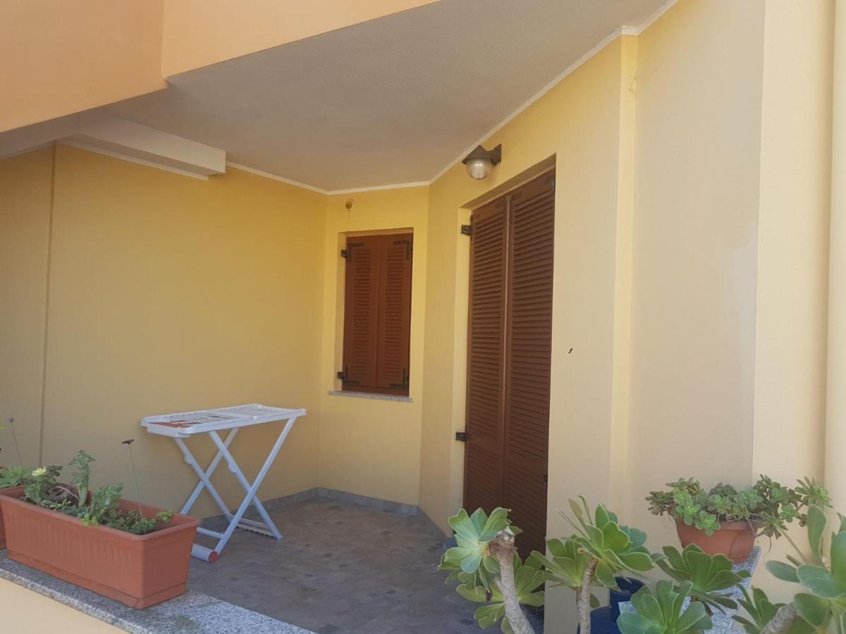 Alma House Apartment Porto Torres Luaran gambar