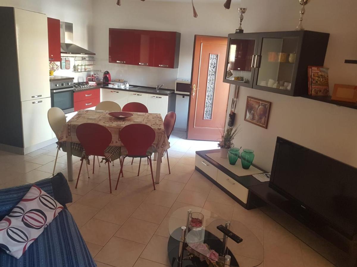Alma House Apartment Porto Torres Luaran gambar