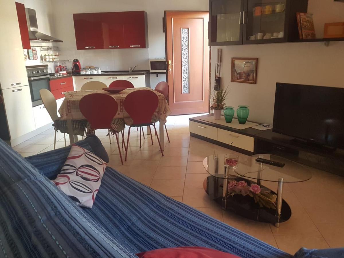 Alma House Apartment Porto Torres Luaran gambar