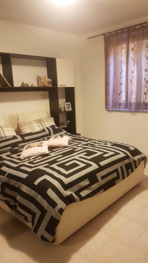 Alma House Apartment Porto Torres Luaran gambar