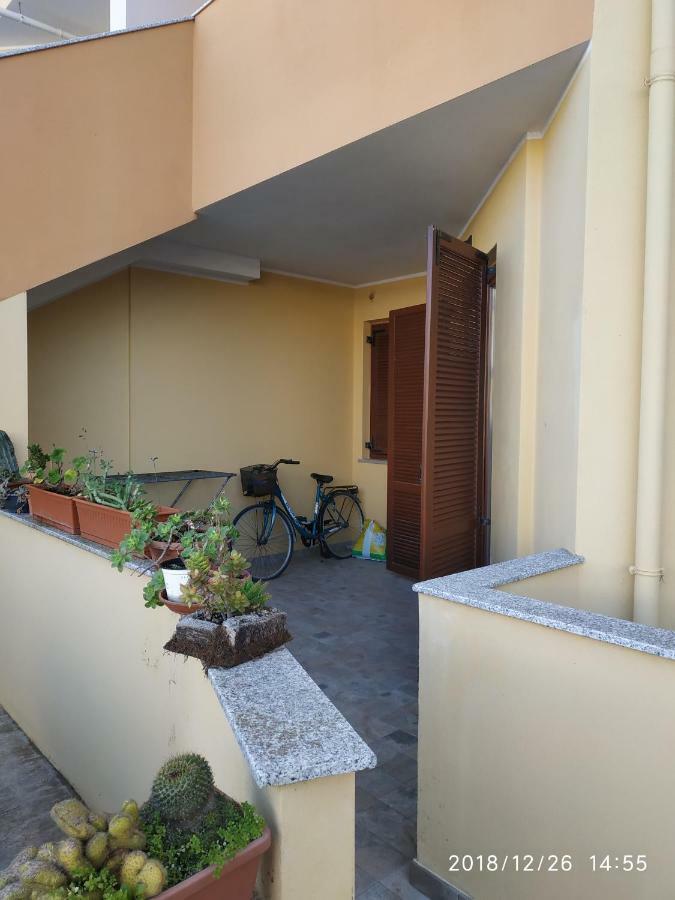 Alma House Apartment Porto Torres Luaran gambar