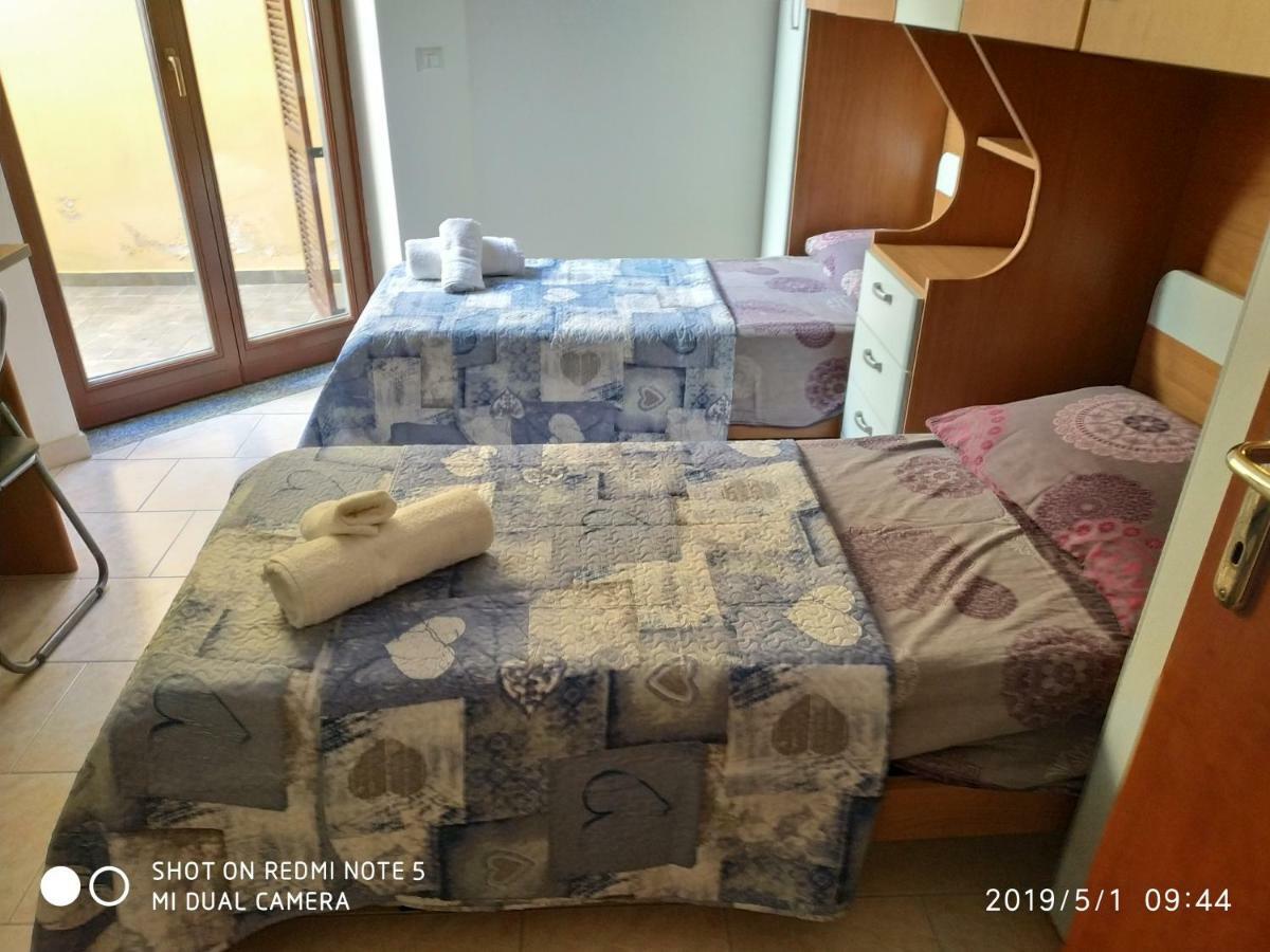 Alma House Apartment Porto Torres Luaran gambar